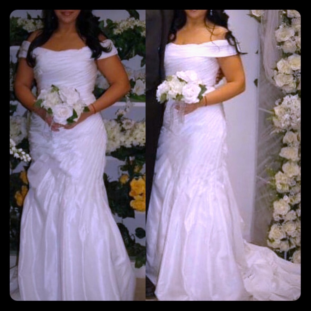 Wedding dress